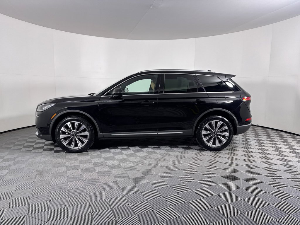 Used 2022 Lincoln Corsair Reserve w/ Equipment Group 201A image 12