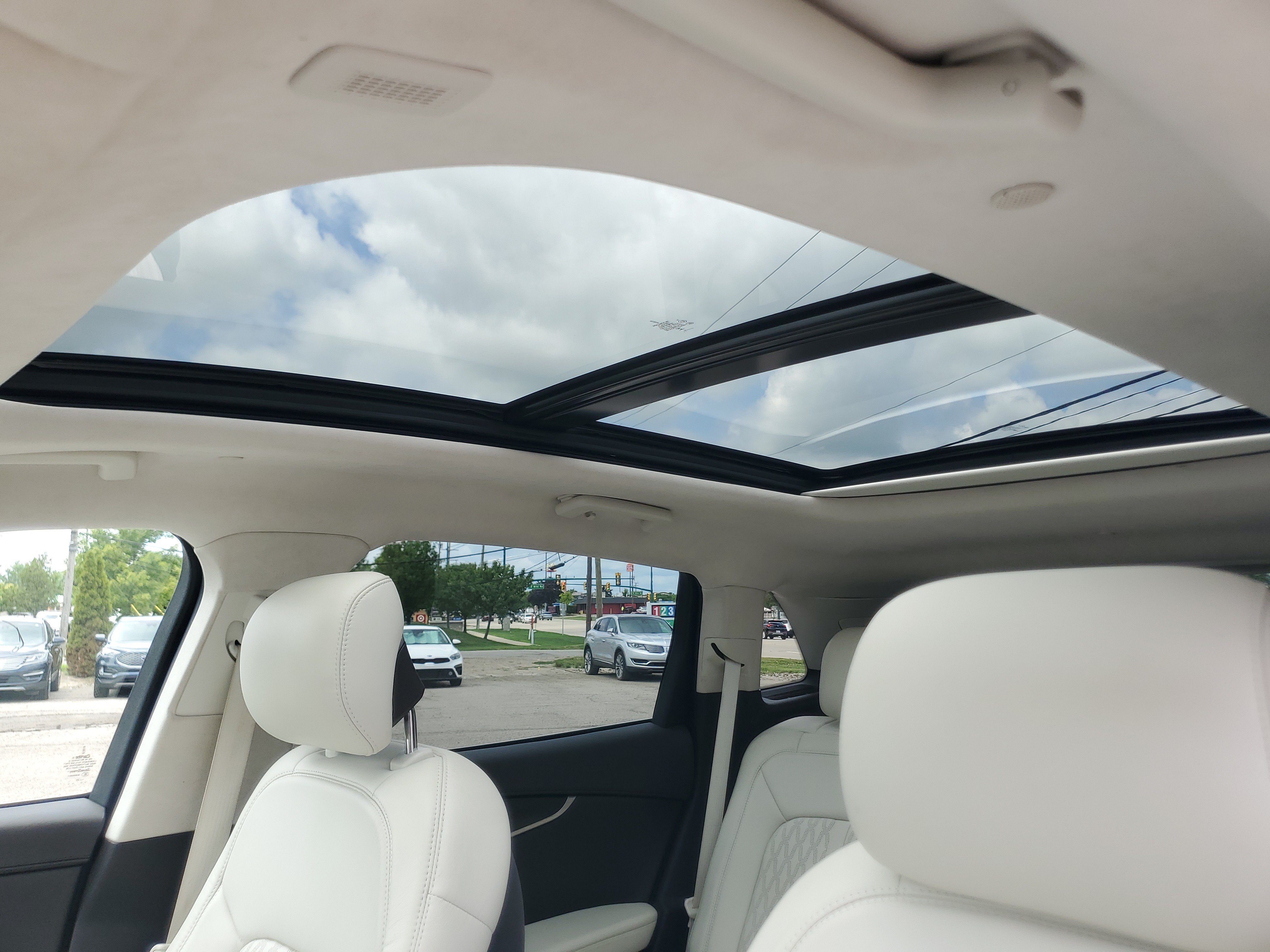 Certified 2023 Lincoln Nautilus Black Label AWD/4WD image 11