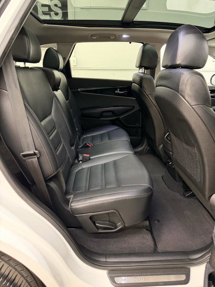 Used 2018 Kia Sorento SX AWD/4WD image 39
