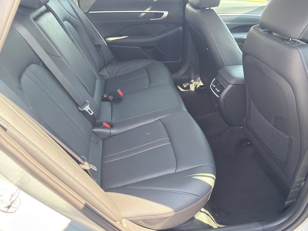 New 2026 Hyundai Sonata Limited FWD image 16
