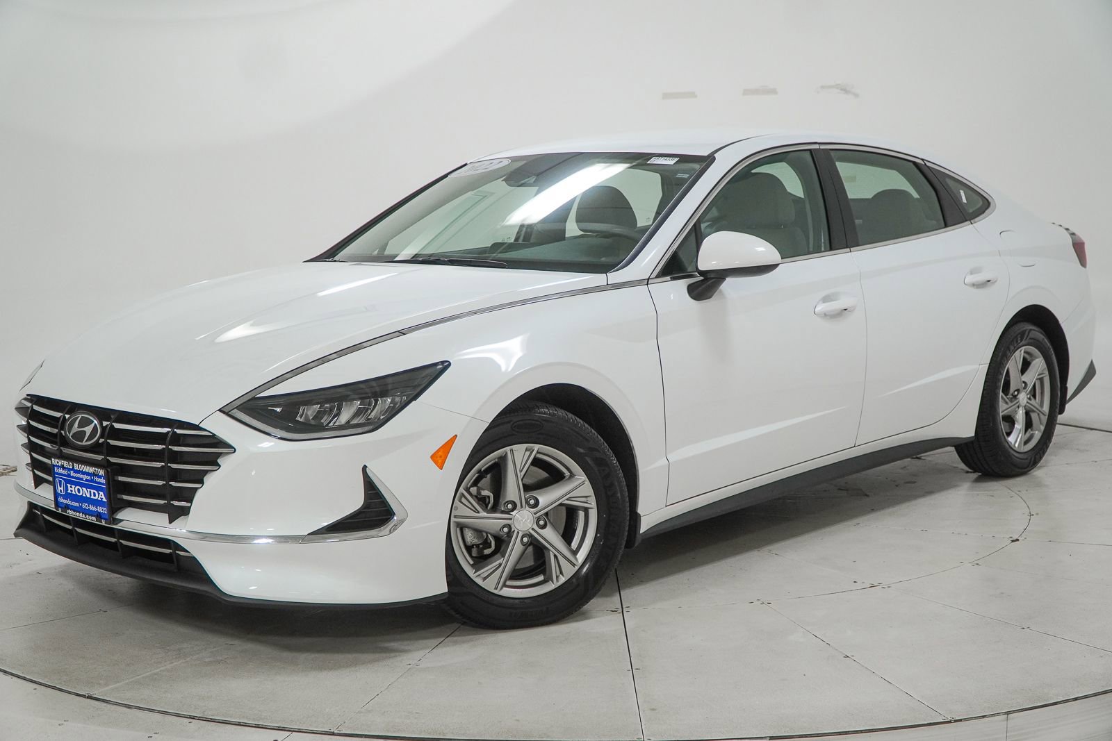 Used 2022 Hyundai Sonata SE FWD image 1
