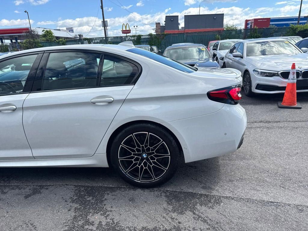 Used 2021 BMW 540i xDrive w/ M Sport Package AWD/4WD image 7