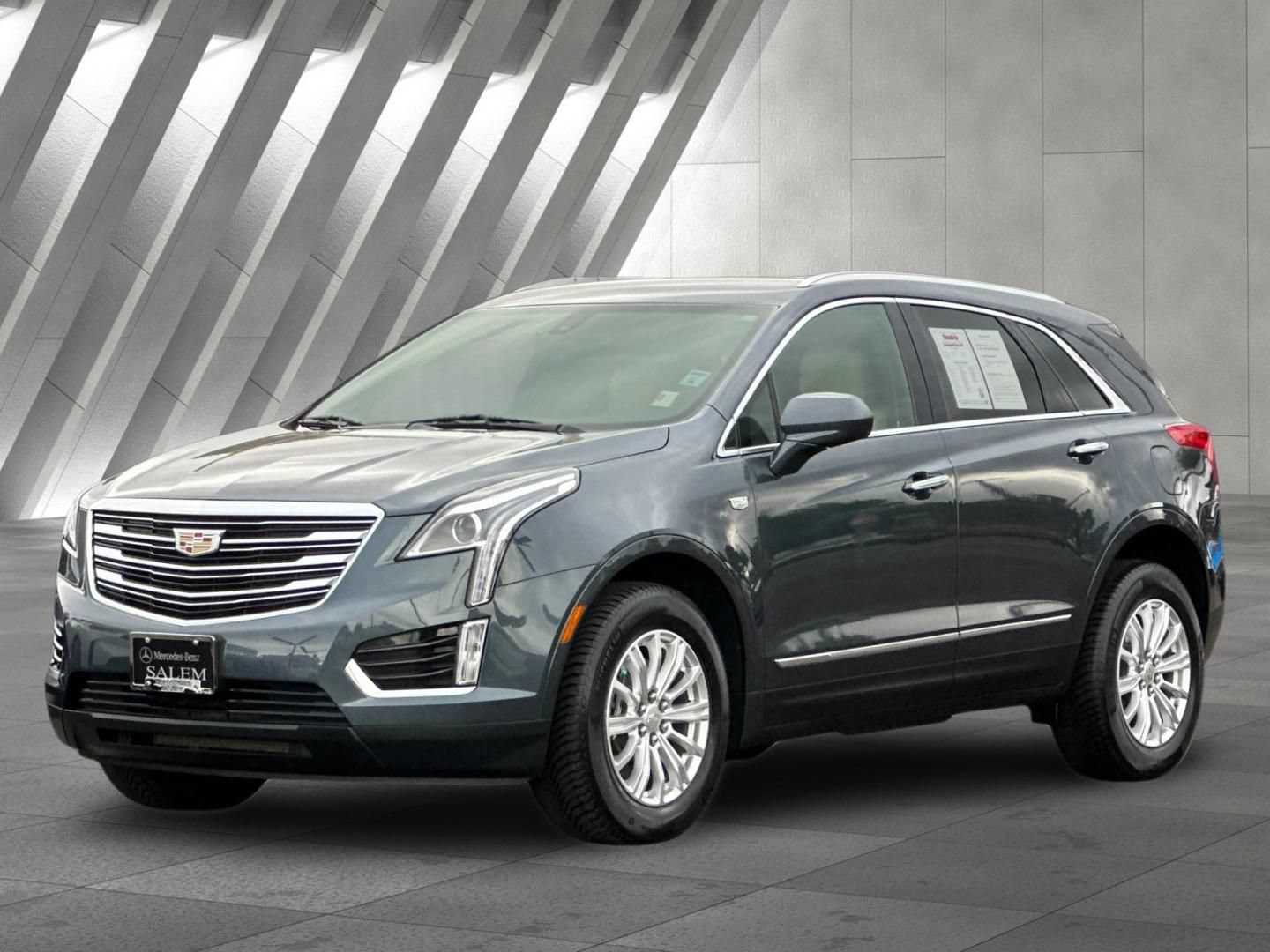 Used 2019 Cadillac XT5 AWD image 7