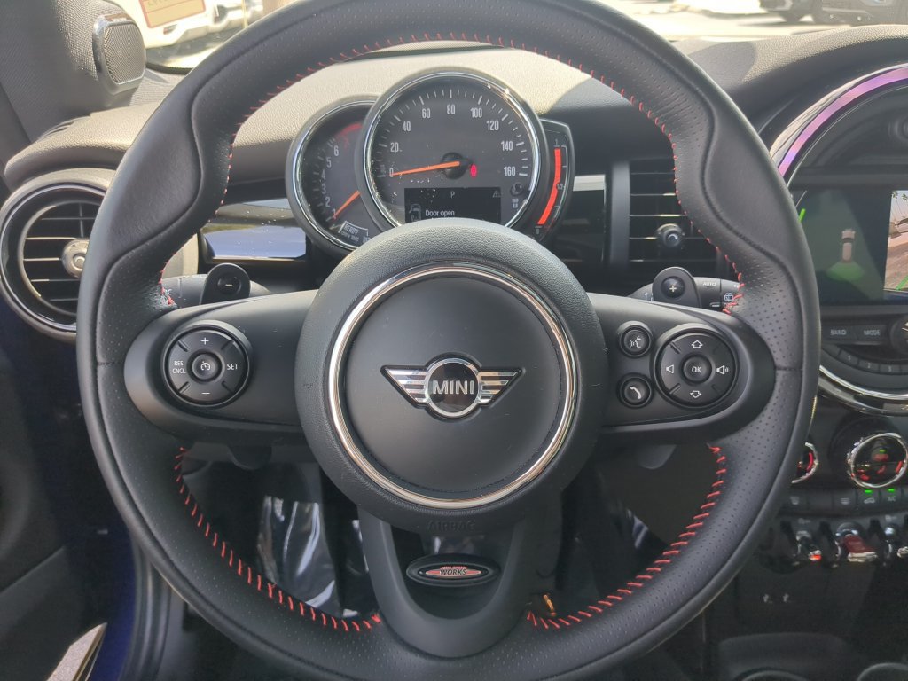 Used 2019 MINI Cooper S w/ Signature Upholstery Package FWD image 31