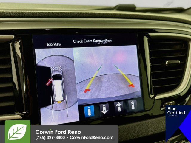Used 2020 Chrysler Pacifica Touring-L Plus FWD image 18