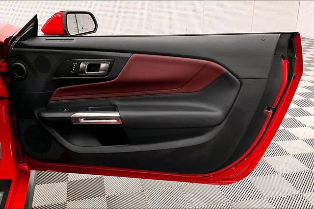 Used 2025 Ford Mustang GT Premium w/ GT Performance Package RWD image 22