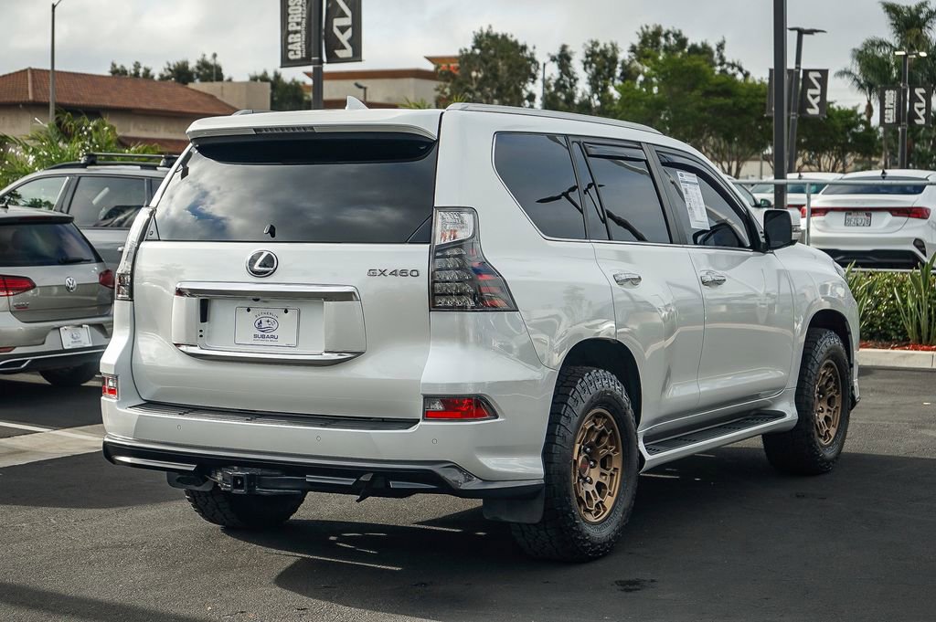 Used 2023 Lexus GX 460 Luxury w/ Sport Design Package image 5