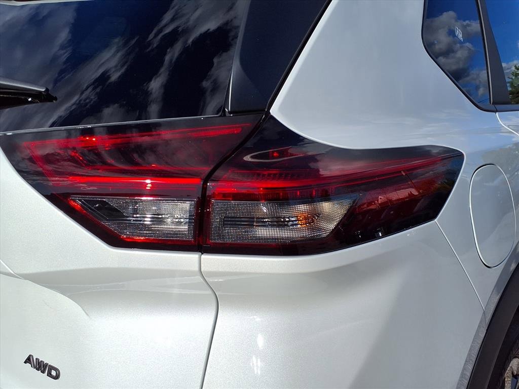 New 2026 Nissan Rogue SV w/ SV Premium Package image 11