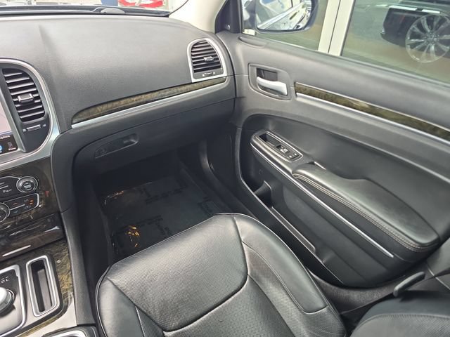 Used 2016 Chrysler 300 C w/ Safetytec Group II RWD image 14