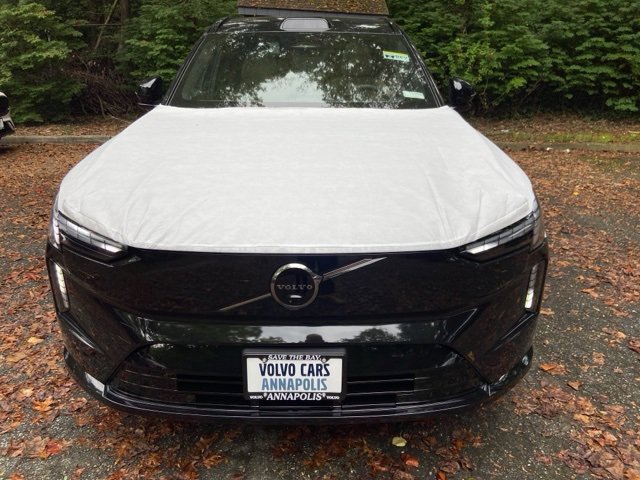 New 2025 Volvo EX90 Ultra image 2