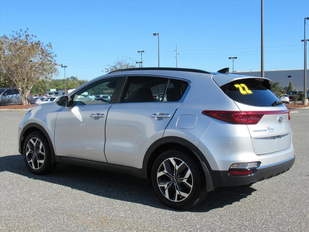 Used 2022 Kia Sportage EX image 4