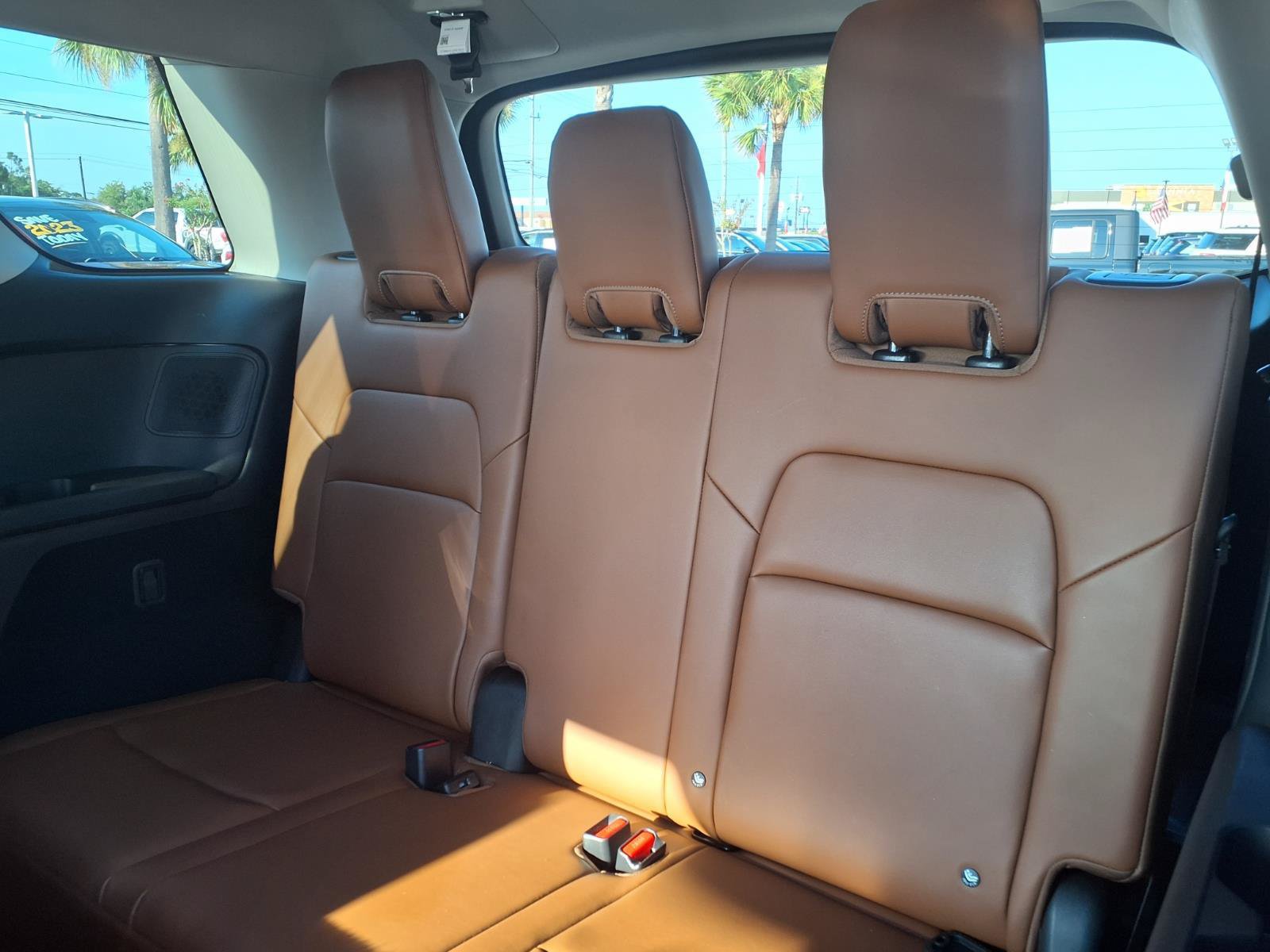 Used 2025 Nissan Pathfinder Platinum w/ Cargo Package FWD image 23