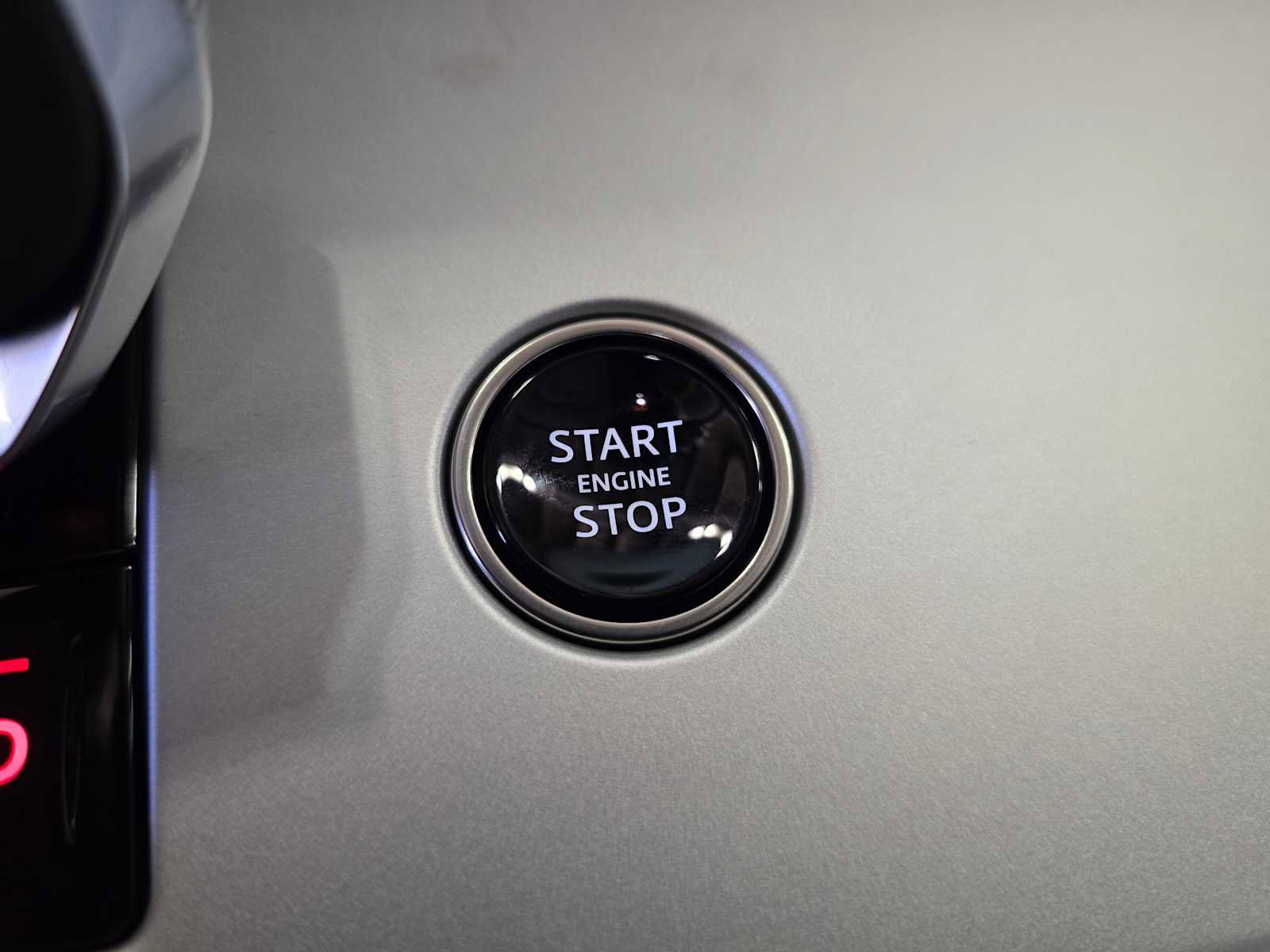 New 2026 Land Rover Range Rover SE image 33