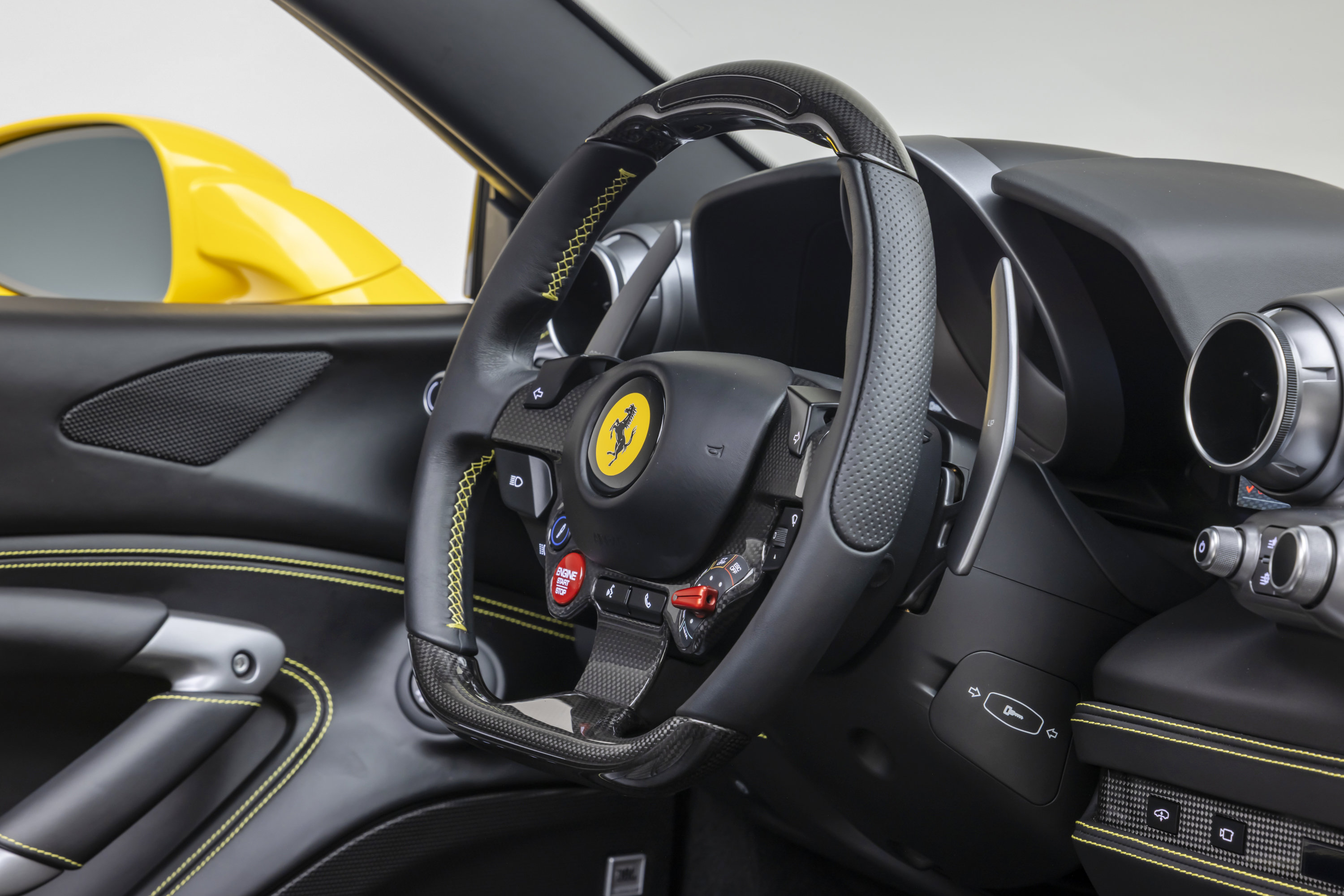 Certified 2022 Ferrari F8 Tributo RWD image 48