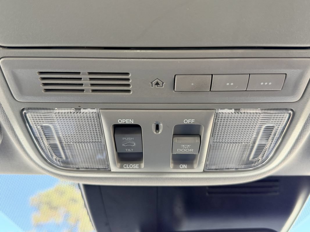 Used 2017 Honda CR-V EX-L image 15