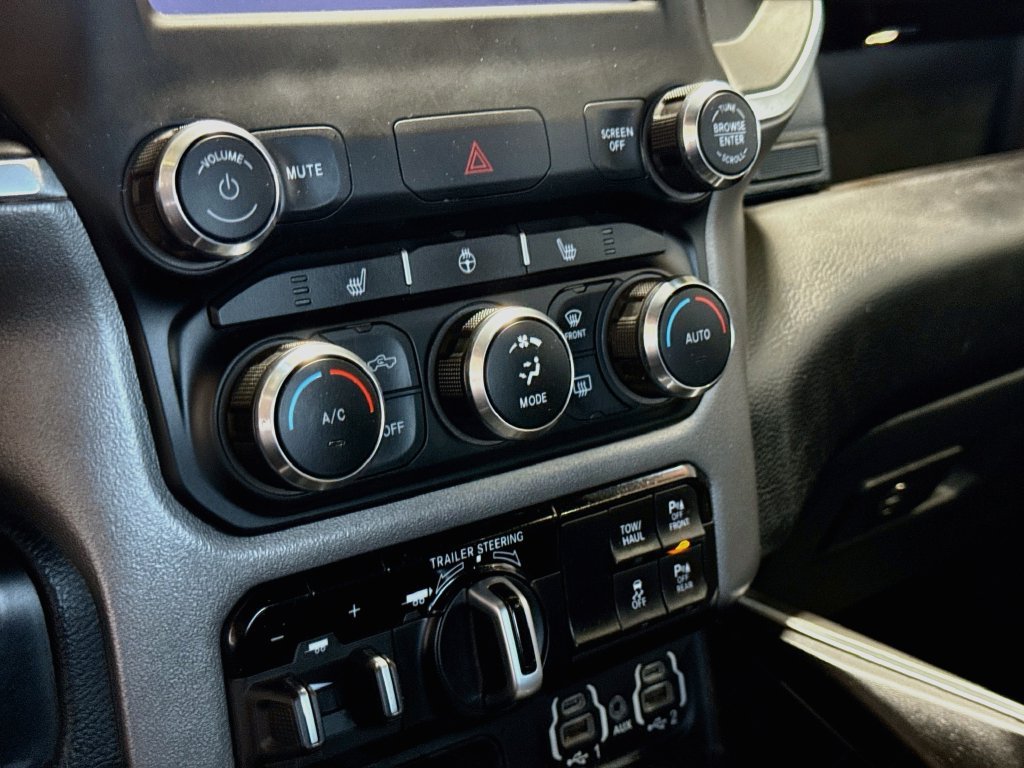 Used 2022 RAM 1500 Big Horn AWD/4WD image 15