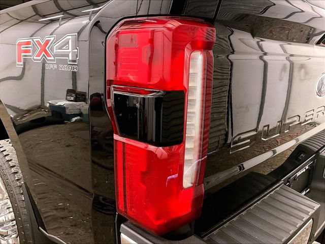 Used 2026 Ford F350 Lariat w/ Lariat Ultimate Package AWD/4WD image 28