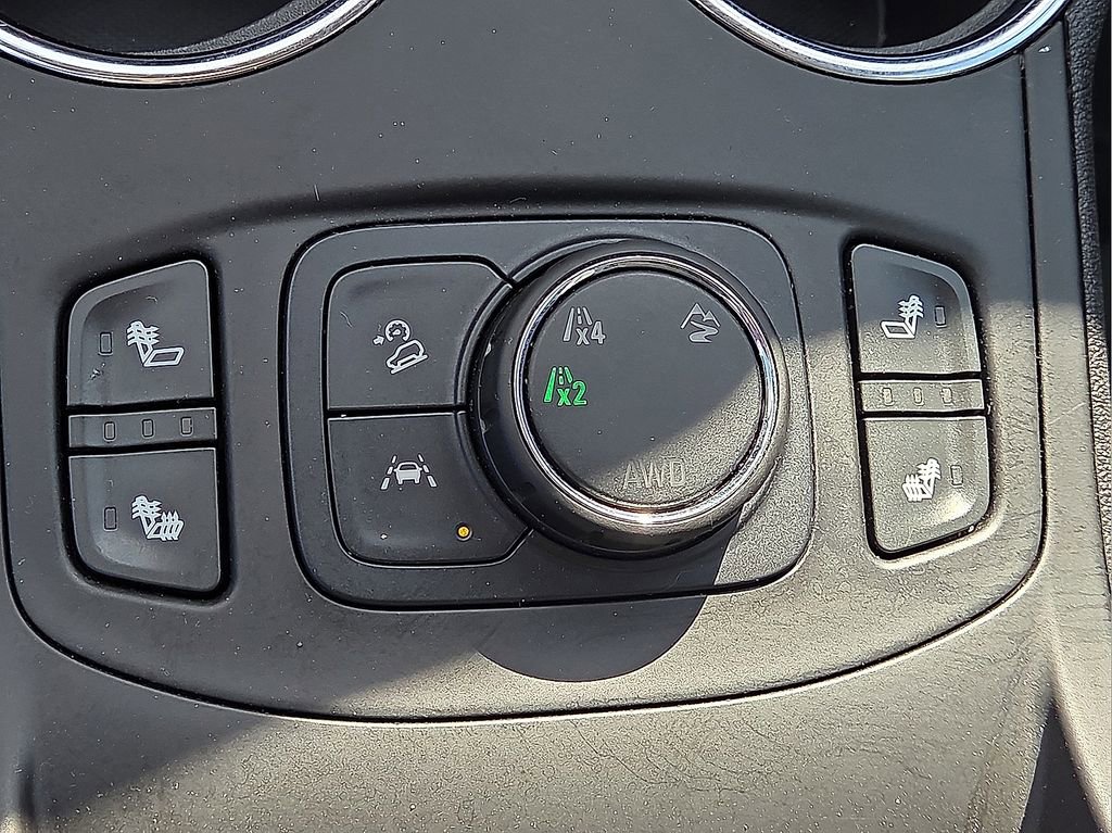 Used 2024 GMC Terrain SLT image 27