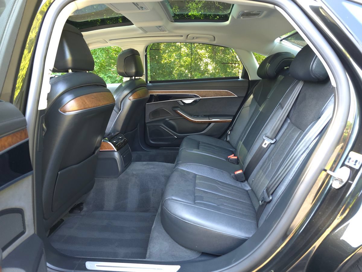 Used 2023 Audi A8 L 3.0T w/ Executive Package AWD/4WD image 13