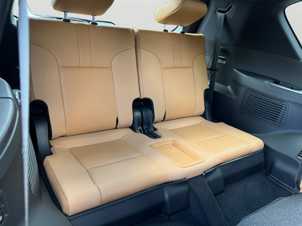 New 2026 Lexus LX 700h Luxury AWD/4WD image 9