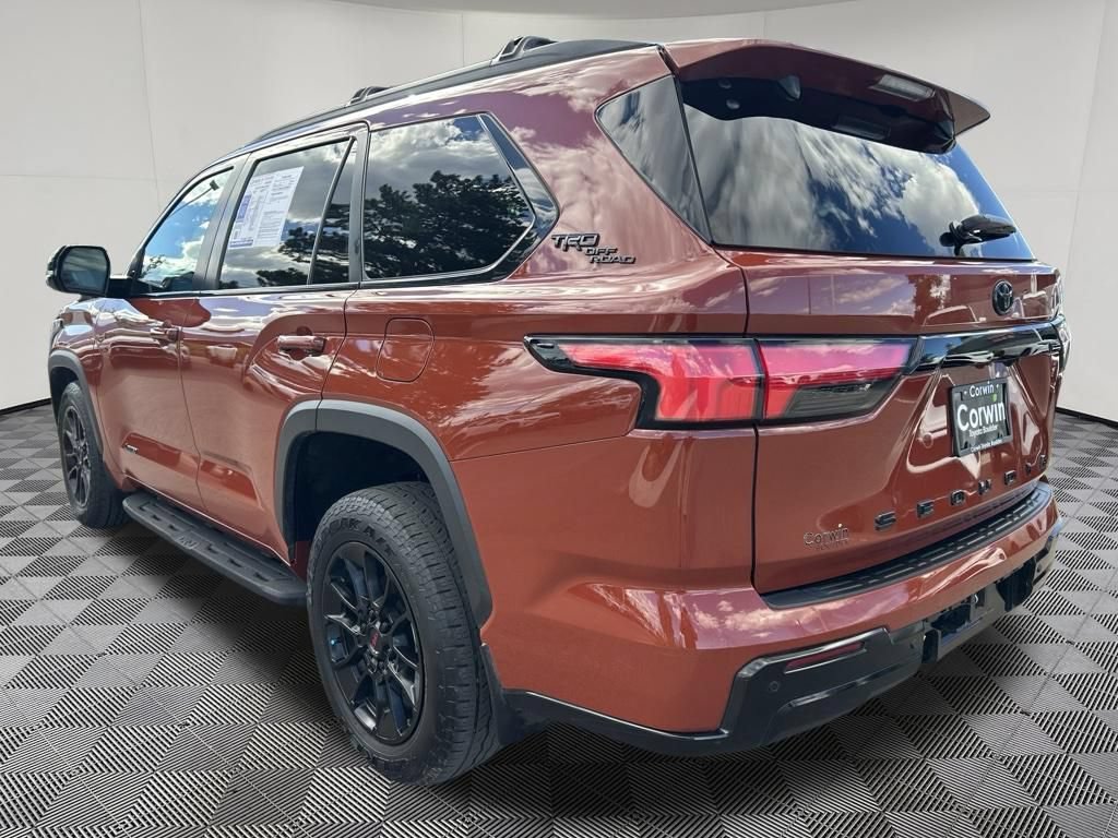 Used 2025 Toyota Sequoia Limited w/ TRD Off-Road Package AWD/4WD image 5