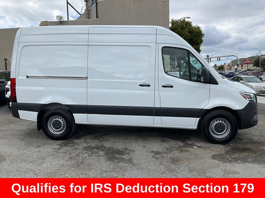 Used 2024 Mercedes-Benz Sprinter 2500 image 3