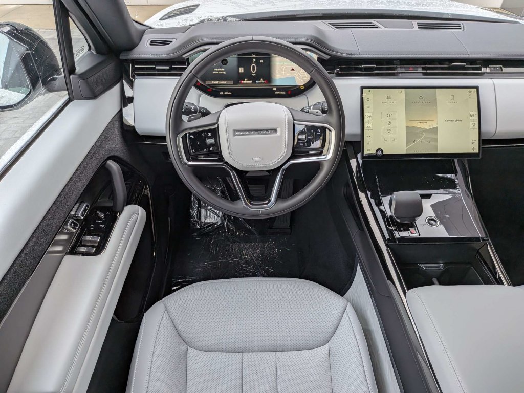 New 2027 Land Rover Range Rover Sport SE AWD/4WD image 16