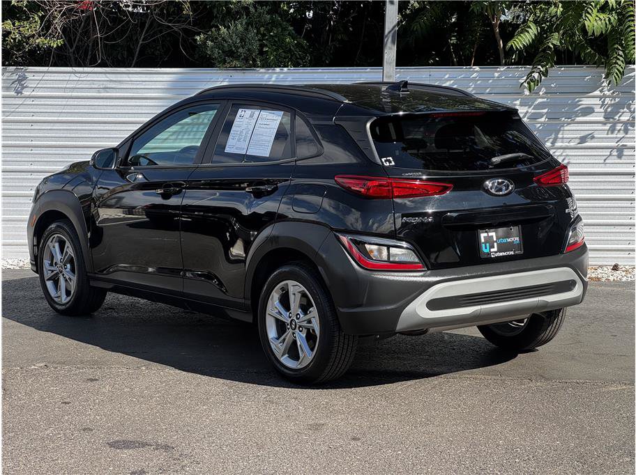 Used 2023 Hyundai Kona SEL w/ Cargo Package AWD/4WD image 11
