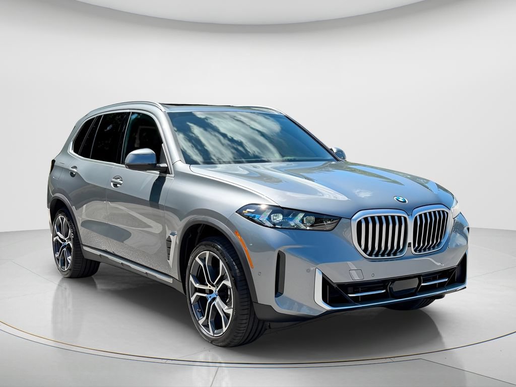 New 2026 BMW X5 xDrive40i w/ Premium Package AWD/4WD image 3
