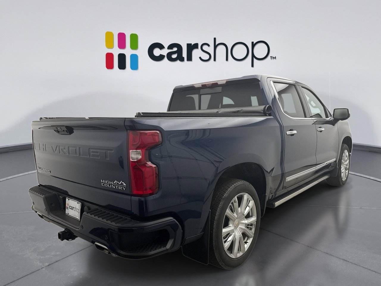 Used 2023 Chevrolet Silverado 1500 High Country w/ High Country Premium Package AWD/4WD image 4