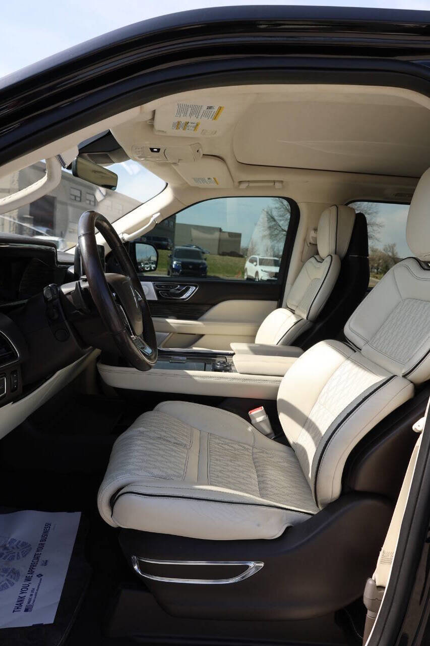 Used 2019 Lincoln Navigator L Black Label image 13
