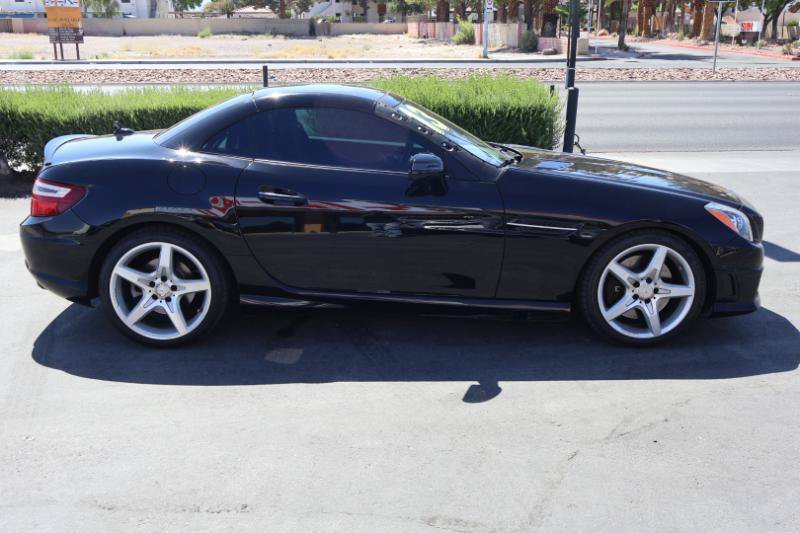 Used 2013 Mercedes-Benz SLK 250 w/ Premium I Pkg image 8