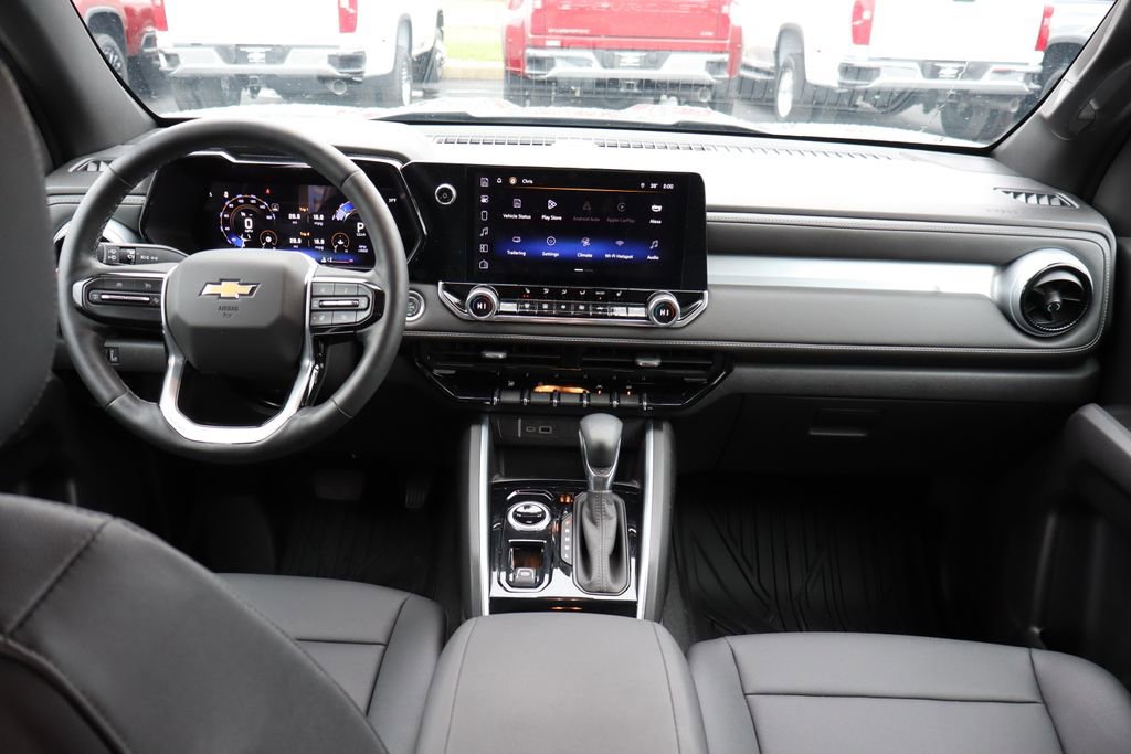 Used 2024 Chevrolet Colorado LT w/ LT Convenience Package III image 18