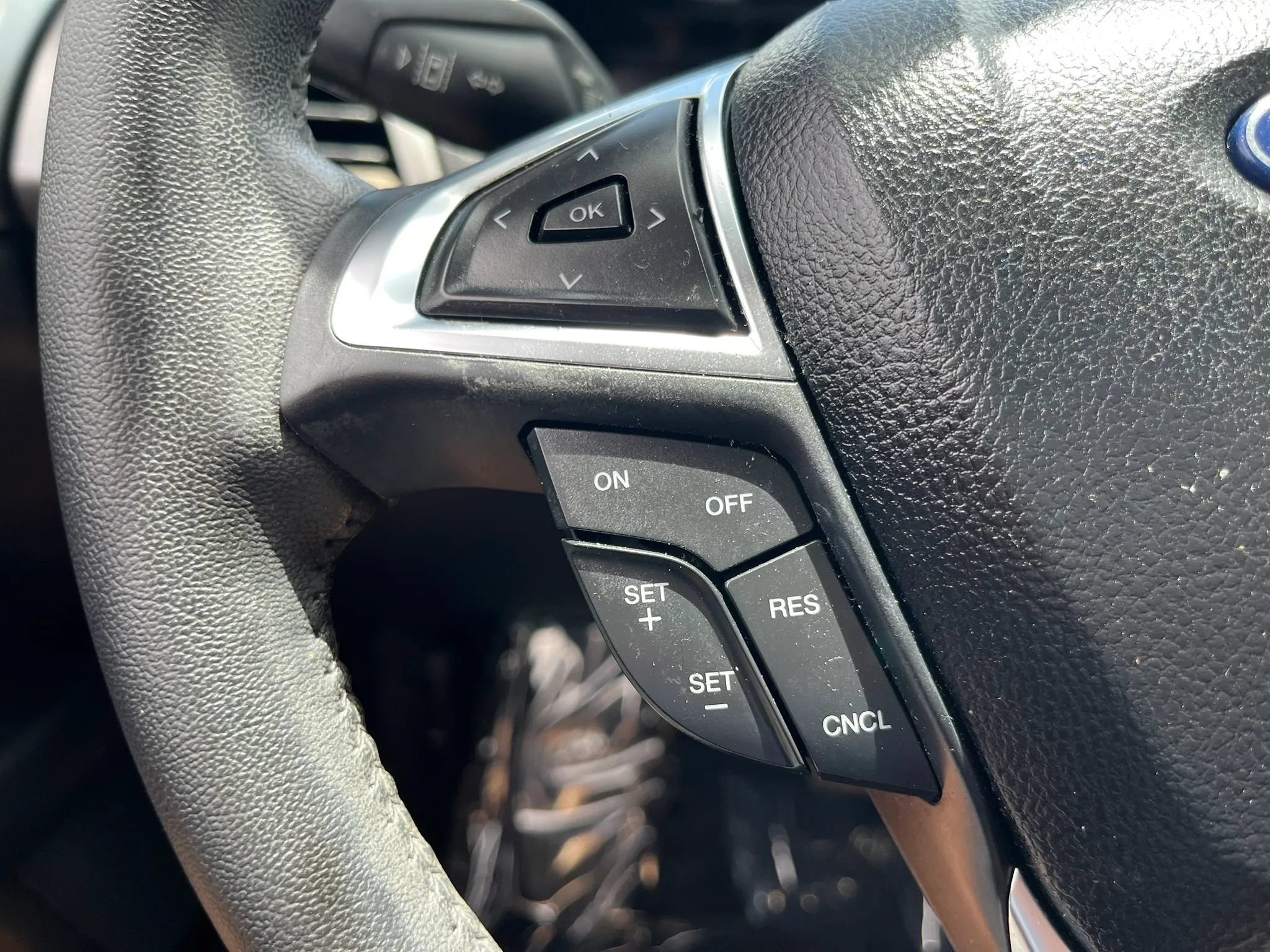 Used 2020 Ford Fusion SEL FWD image 15