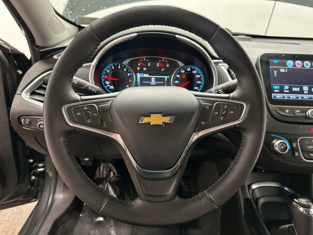 Used 2018 Chevrolet Malibu LT FWD image 7