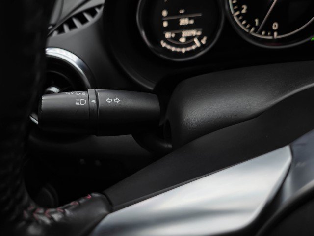 Used 2019 MAZDA MX-5 Miata RF Grand Touring w/ GT-S Package RWD image 18