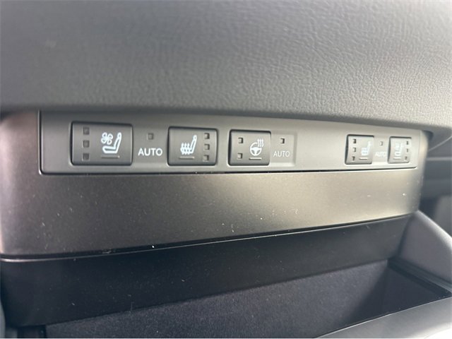 New 2025 Lexus ES 350 w/ Premium Package image 28