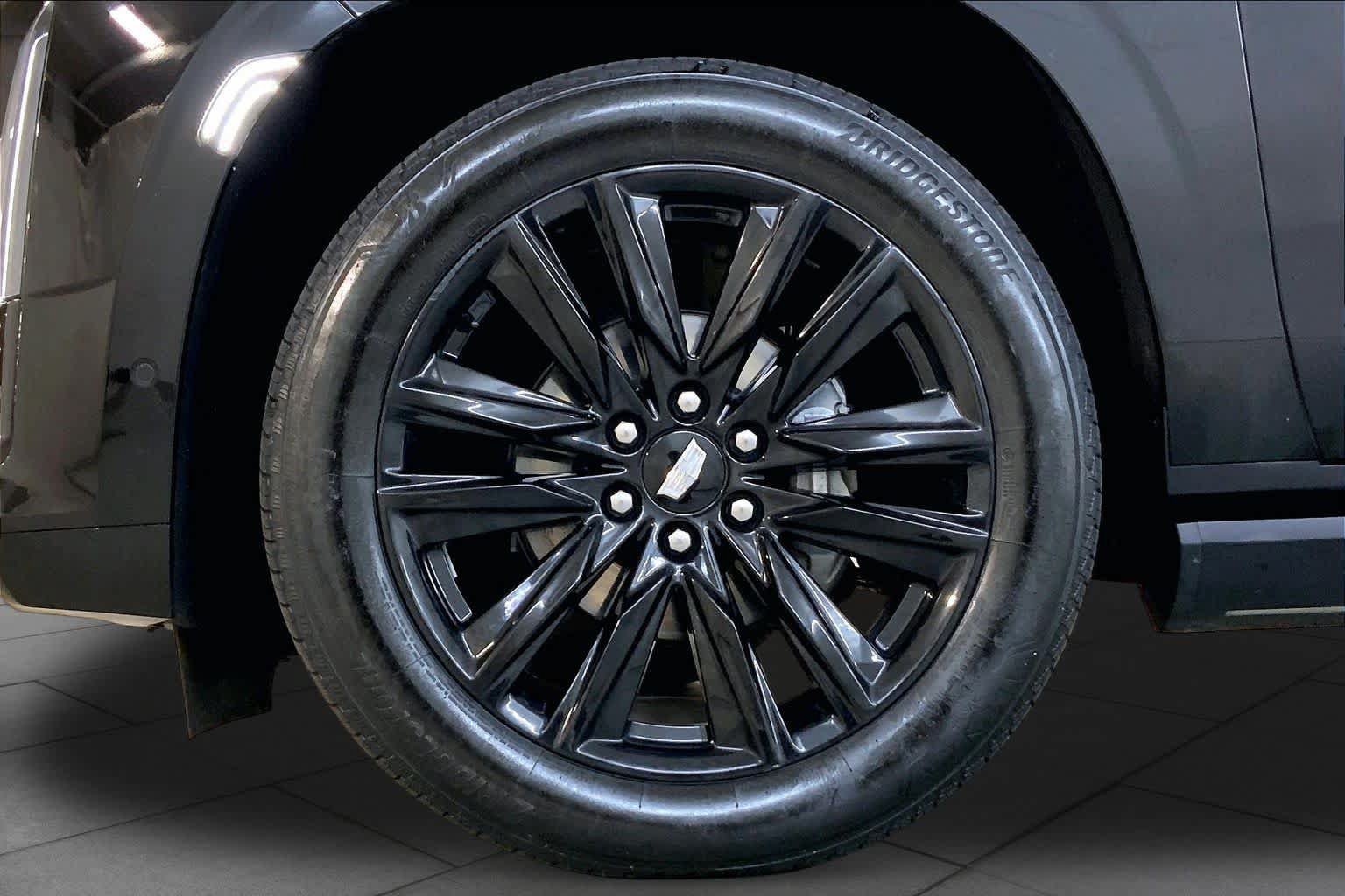 Used 2022 Cadillac Escalade Sport w/ Touring Package AWD/4WD image 10