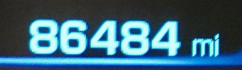 Used 2017 Chevrolet Volt Premier w/ Driver Confidence II Package FWD image 14