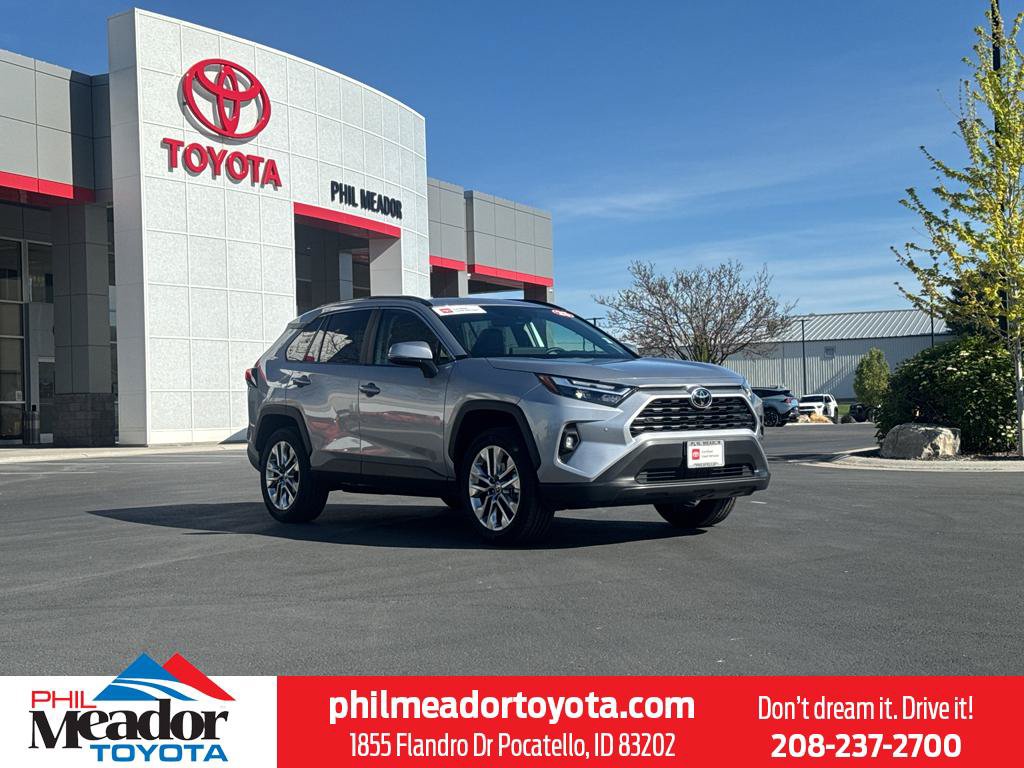 Used 2025 Toyota RAV4 XLE Premium w/ Weather Package AWD/4WD image 1