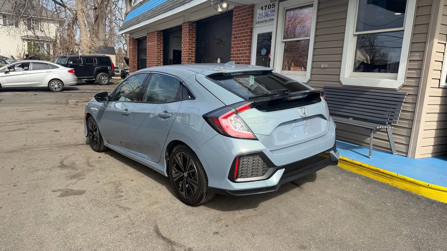 Used 2017 Honda Civic EX image 3