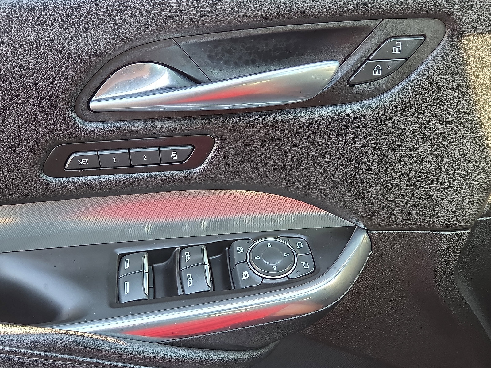 Used 2021 Cadillac XT4 Premium Luxury image 15