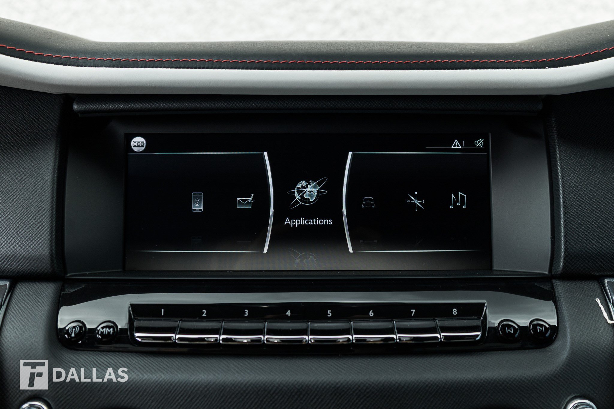 Used 2022 Rolls-Royce Cullinan w/ Technology Package AWD/4WD image 27