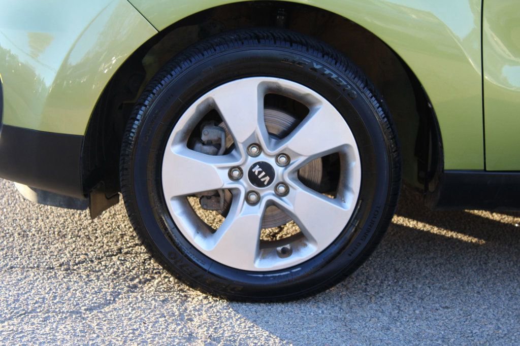 Used 2017 Kia Soul w/ Convenience Package image 35
