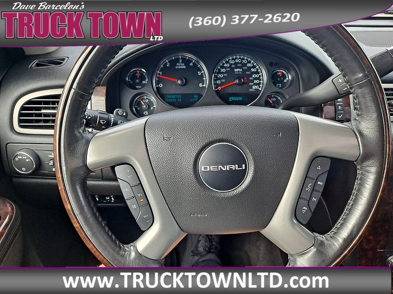 Used 2014 GMC Yukon XL Denali image 24