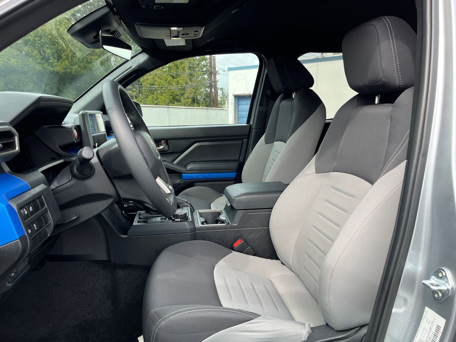 Used 2025 Toyota Tacoma TRD Off-Road image 36