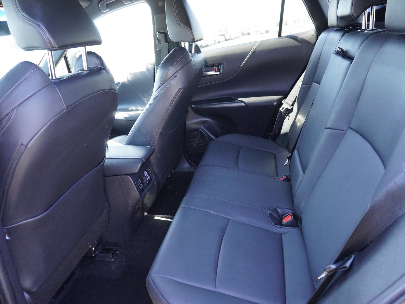 Used 2023 Toyota Venza Nightshade AWD/4WD image 13