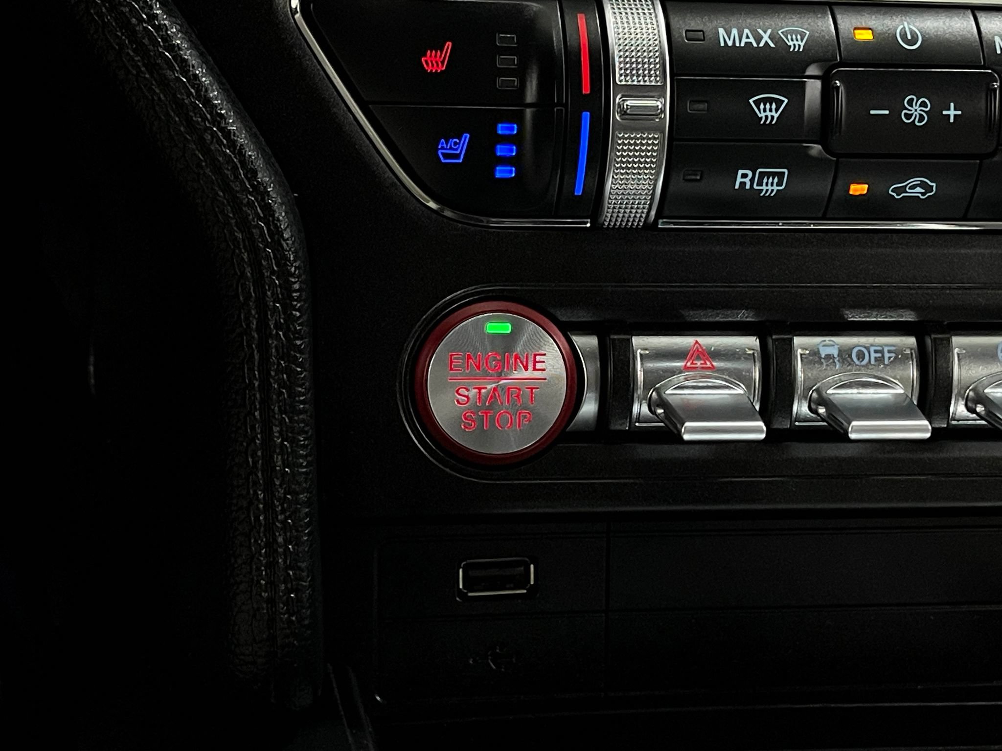 Used 2018 Ford Mustang GT Premium RWD image 20