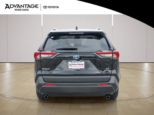 Certified 2024 Toyota RAV4 LE AWD/4WD image 7