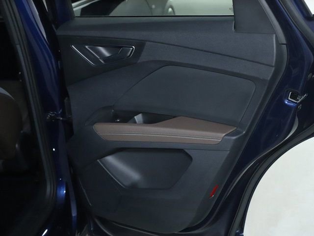 Used 2024 Audi Q4 e-tron Premium w/ Convenience Package image 31